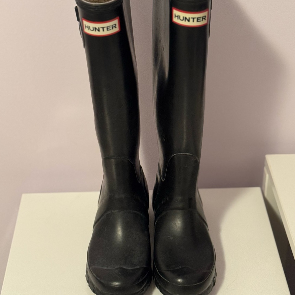 Hunter Women’s Original Tall Black Boots (with fleece socks)
